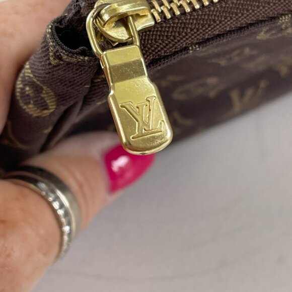 Louis Vuitton Monogram Mini Lin Pouch (141584) - Picture 5 of 7